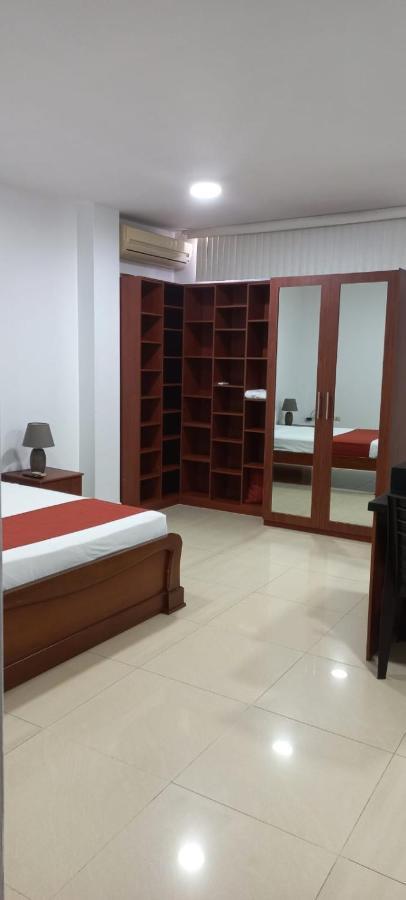 Departamentos Marcecilia De 2 Y 3 Habitaciones En El Centro De Manta Eksteriør bilde